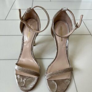 Nicholas Kirkwood Mira Pearl Champagne velvet sandals sz 39.5